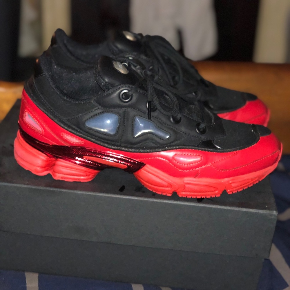 Raf Simons Ozweego III’s